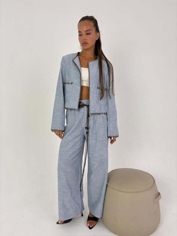 חליפת מכנס ג'ינס תפרים