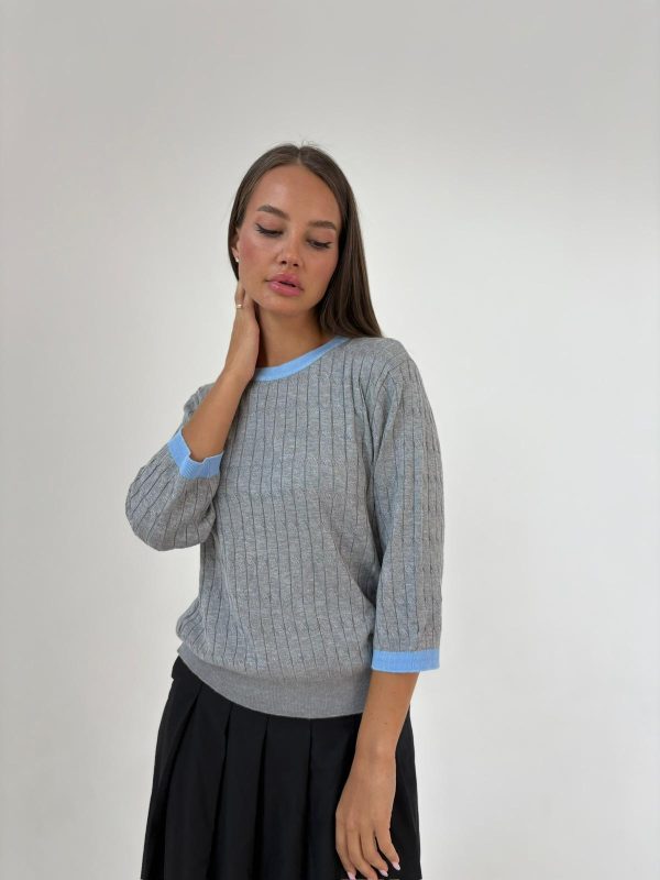 חולצת סריג ניקי אפור